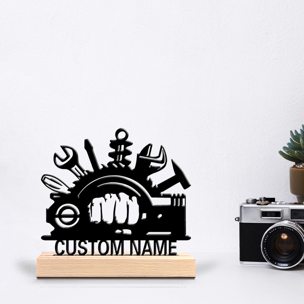 Workshop Tools With Name - Herramienta de taller, estatua de metal